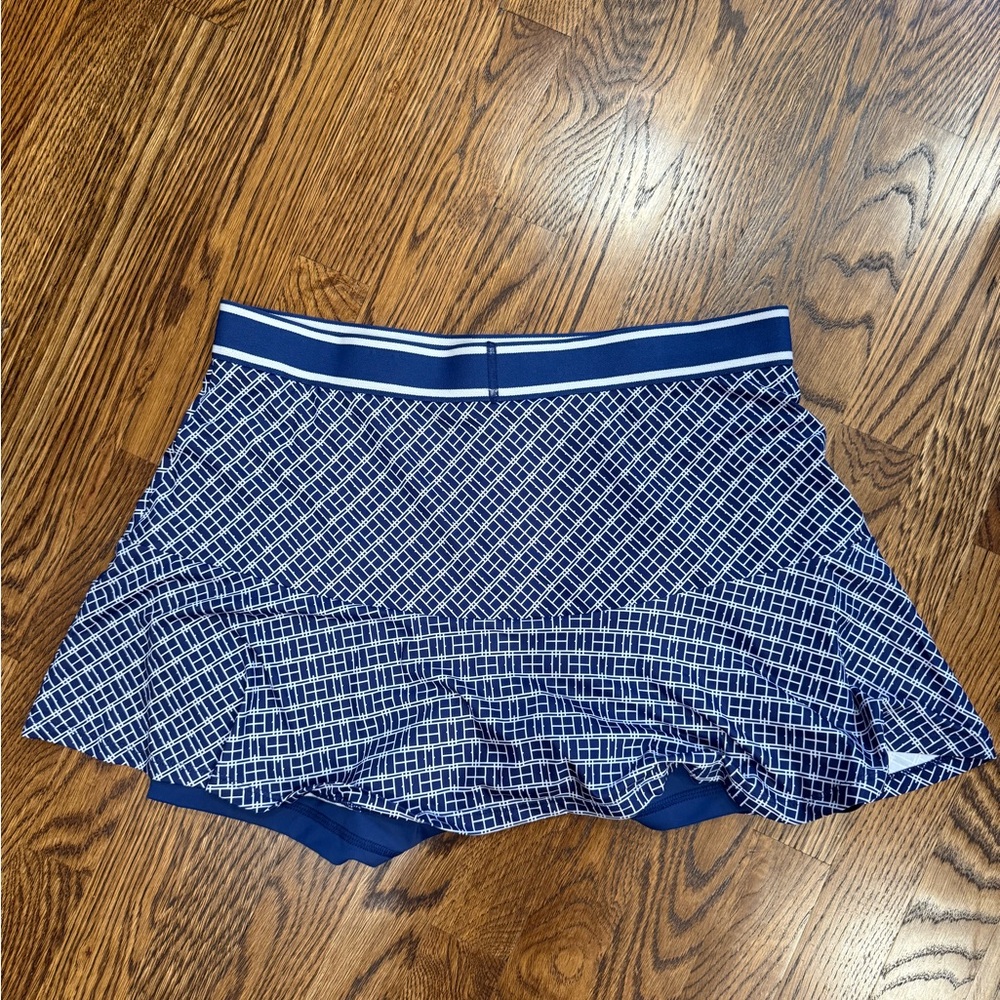 Peter Millar Blue and White Geometric Skort
